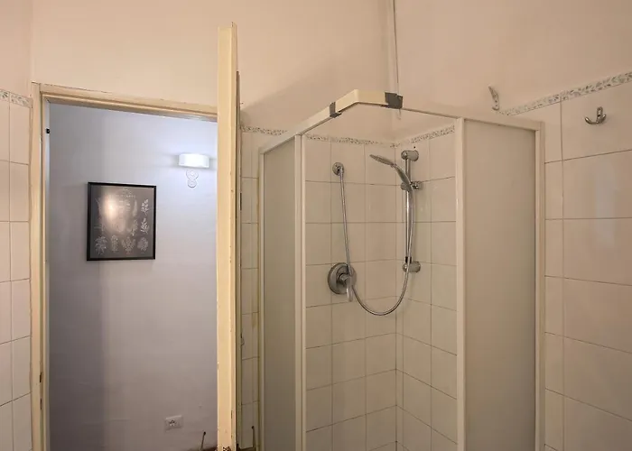 Camilla - Sweet Dreams In Apartament *